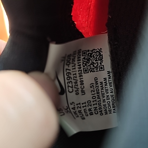 Nike Free Run 2021, toddler running shoes, gently used, size 5c - Picture 6 of 6